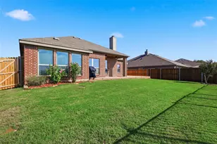609 Meadowedge Ln, Denton, TX 76207 - Photo 36