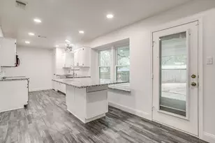 155 Ann Ct, Azle, TX 76020 - Photo 8