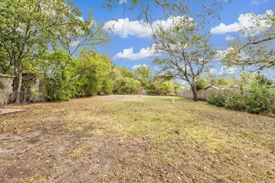 304 N Lumpkin Street, Mart, TX 76664 - Photo 26