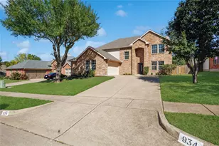 934 W Cedar Creek Dr, Wylie, TX 75098 - Photo 2