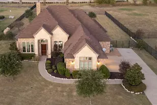 18177 Grandview Dr, Forney, TX 75126 - Photo 2