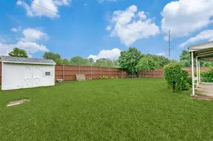 2410 Bowie Ln, Grapevine, TX 76051 - Photo 32