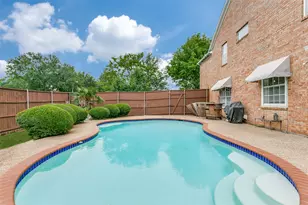 2410 Bowie Ln, Grapevine, TX 76051 - Photo 34