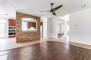 2410 Bowie Ln, Grapevine, TX 76051 - Photo 8