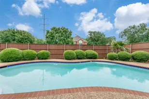 2410 Bowie Ln, Grapevine, TX 76051 - Photo 36