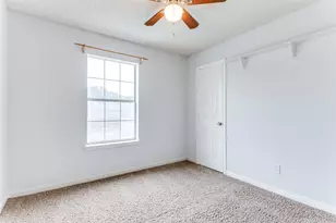 2410 Bowie Ln, Grapevine, TX 76051 - Photo 24