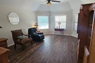 7641 Drew Dr, Midlothian, TX 76065 - Photo 6