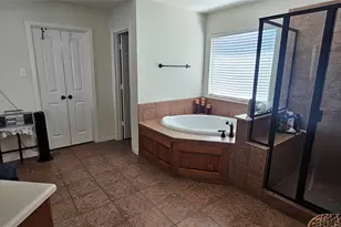 7641 Drew Dr, Midlothian, TX 76065 - Photo 8