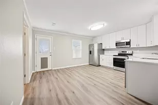 5220 Royal Burgess Dr, Fort Worth, TX 76135 - Photo 10