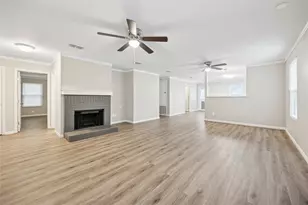 5220 Royal Burgess Dr, Fort Worth, TX 76135 - Photo 6