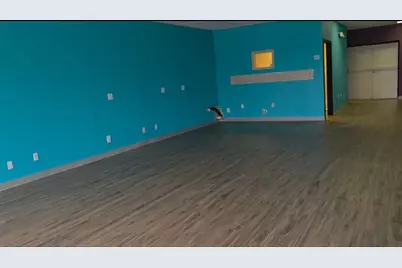 300 S Morgan Street #302, Granbury, TX 76048 - Photo 4