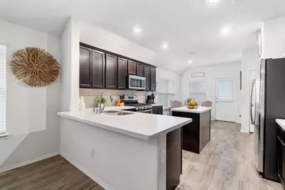 1490 Alamandine Avenue, Savannah, TX 76227 - Photo 8