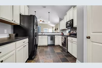 325 Redhead Drive, Little Elm, TX 75068 - Photo 10