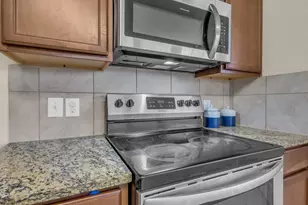 2256 Spring Hollow Dr, Lancaster, TX 75134 - Photo 14