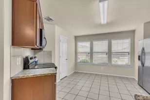 2256 Spring Hollow Dr, Lancaster, TX 75134 - Photo 12