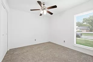 228 Wildfire Dr, Lewisville, TX 75067 - Photo 22