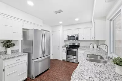 228 Wildfire Drive, Lewisville, TX 75067 - Photo 10