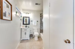 3581 Woodleigh Dr, Dallas, TX 75229 - Photo 18