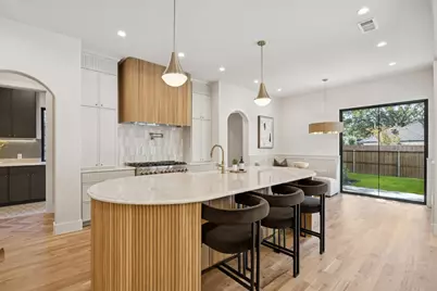 6619 Robin Willow Court, Dallas, TX 75248 - Photo 10