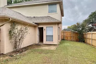 912 Walters Dr, Cedar Hill, TX 75104 - Photo 2