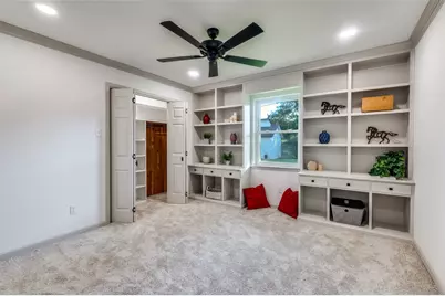 810 Darnell Avenue, Benbrook, TX 76126 - Photo 14