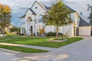 1301 Timarron Ln, McKinney, TX 75072 - Photo 2