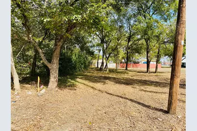 301 W Elm Street, Hillsboro, TX 76645 - Photo 2