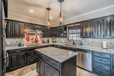 5004 Lake View Circle, North Richland Hills, TX 76180 - Photo 8