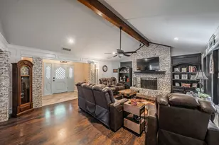 5004 Lake View Cir, North Richland Hills, TX 76180 - Photo 6