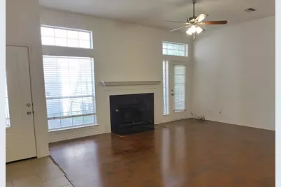 938 Winterstone Drive, Lewisville, TX 75067 - Photo 2