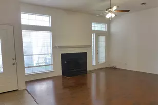 938 Winterstone Dr, Lewisville, TX 75067 - Photo 2