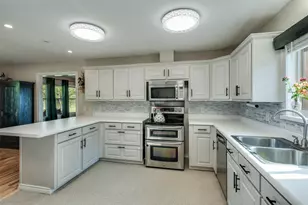 917 Cole Ln, Bowie, TX 76230 - Photo 12