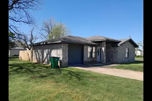 208 E Archer Rd, Seymour, TX 76380 - Photo 4