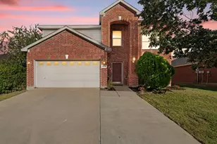 13604 Ponderosa Ranch Rd, Fort Worth, TX 76262 - Photo 2