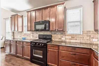 2612 Castle Creek Drive, Little Elm, TX 75068 - Photo 12