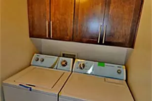 6910 Skillman St, Dallas, TX 75231 - Photo 16