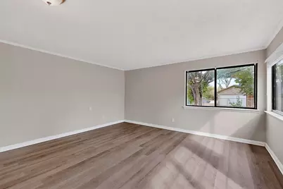 2107 Rockwood Drive, Carrollton, TX 75007 - Photo 14