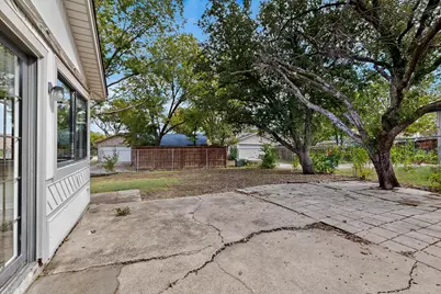 2107 Rockwood Drive, Carrollton, TX 75007 - Photo 34