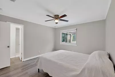 2107 Rockwood Drive, Carrollton, TX 75007 - Photo 24