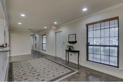 580 N Hampton Road, DeSoto, TX 75115 - Photo 10