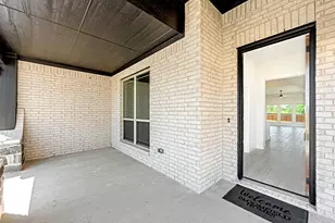 11916 Serval St, Godley, TX 76044 - Photo 4