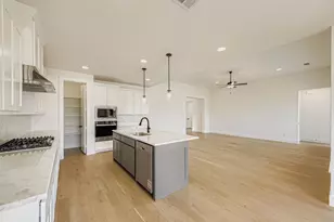 11516 Ely Pl, Fort Worth, TX 76052 - Photo 10