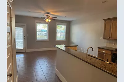 207 E Mulberry Street, Denton, TX 76201 - Photo 4