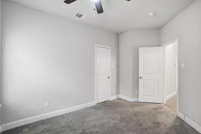 2611 Kilburn Avenue, Dallas, TX 75216 - Photo 16