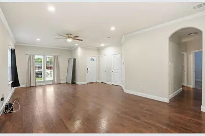 2611 Kilburn Avenue, Dallas, TX 75216 - Photo 4