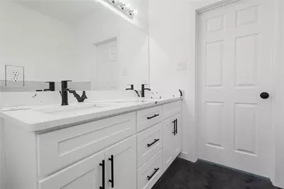 131 Stillmeadow Way, Whitney, TX 76692 - Photo 18