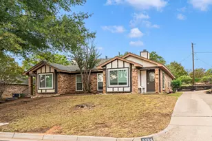 5306 Wild W Dr, Arlington, TX 76017 - Photo 4
