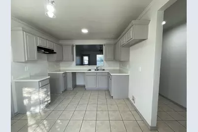 4102 Opal Avenue, Dallas, TX 75216 - Photo 2