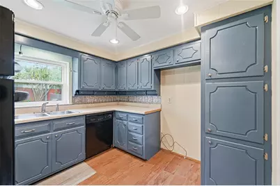 2105 Rockmoor Drive, Edgecliff Village, TX 76134 - Photo 4