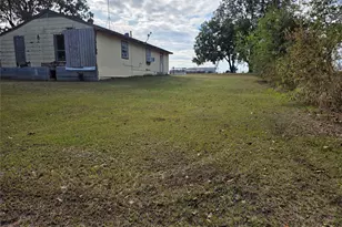 3830 Co Rd 4040, Whitewright, TX 75491 - Photo 12